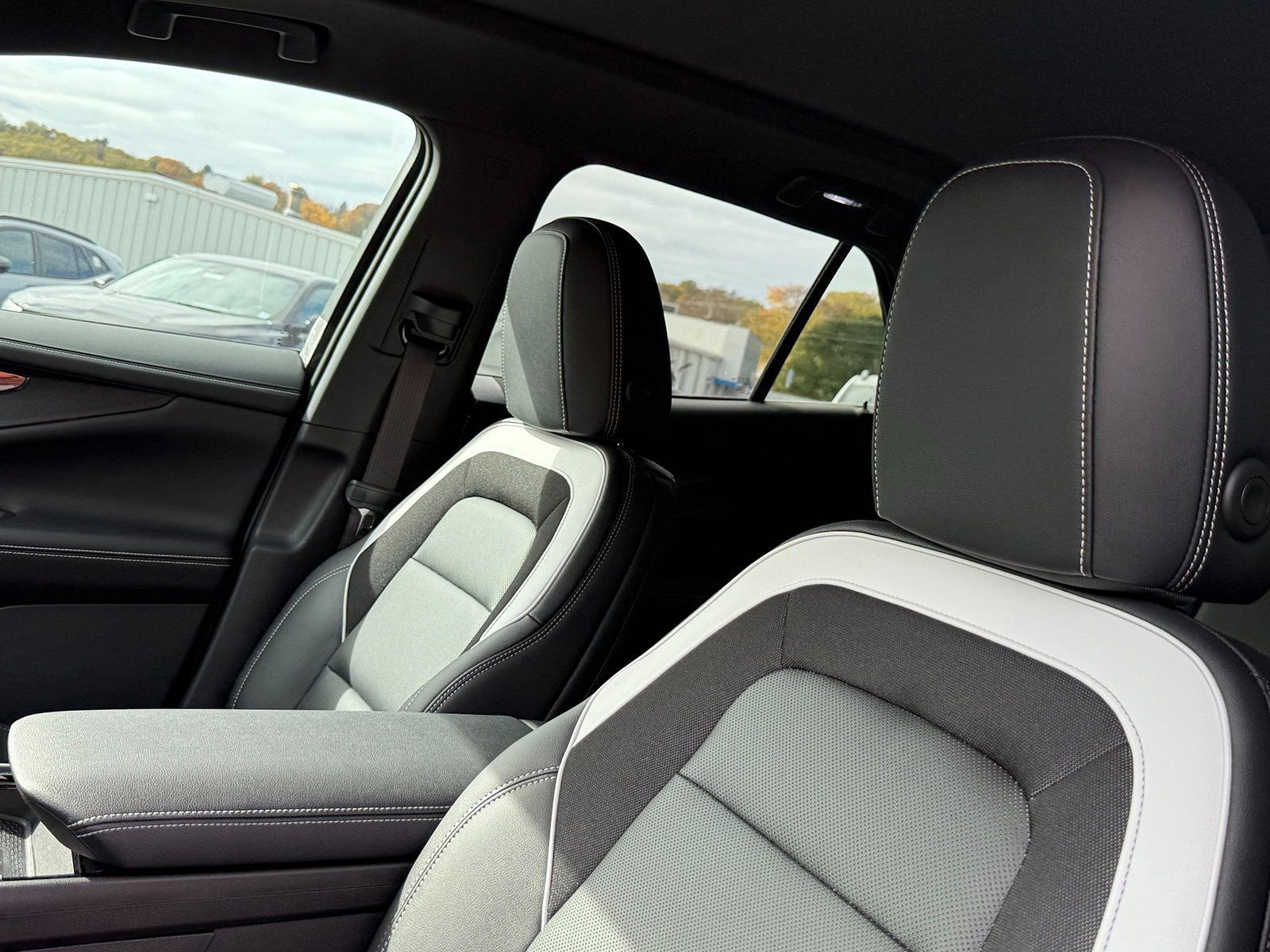 New 2025 Chevrolet Blazer EV LT w/ Super Cruise Package image 47