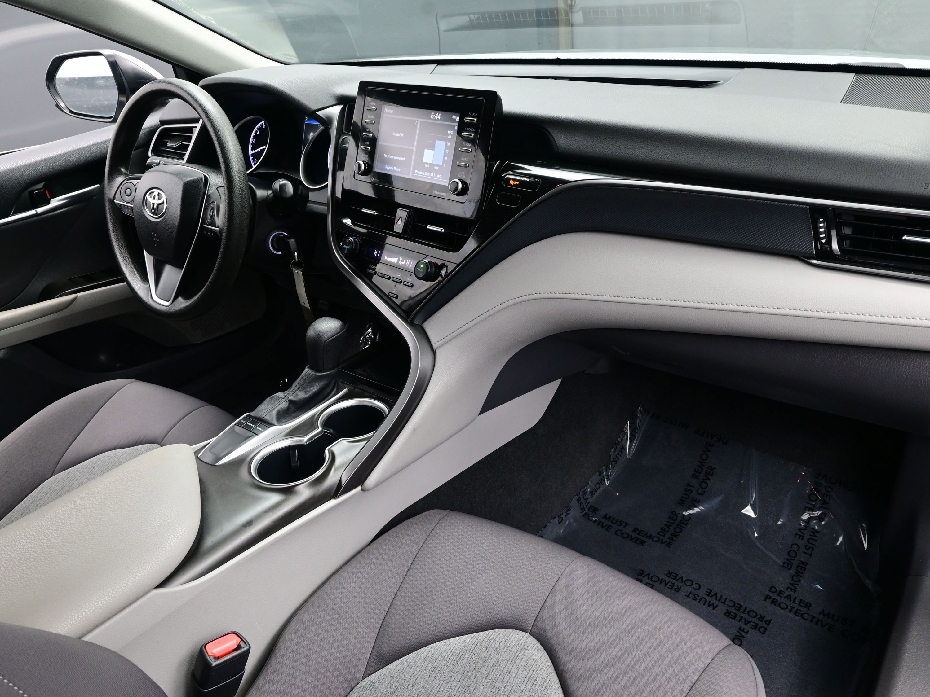 Used 2024 Toyota Camry LE image 15