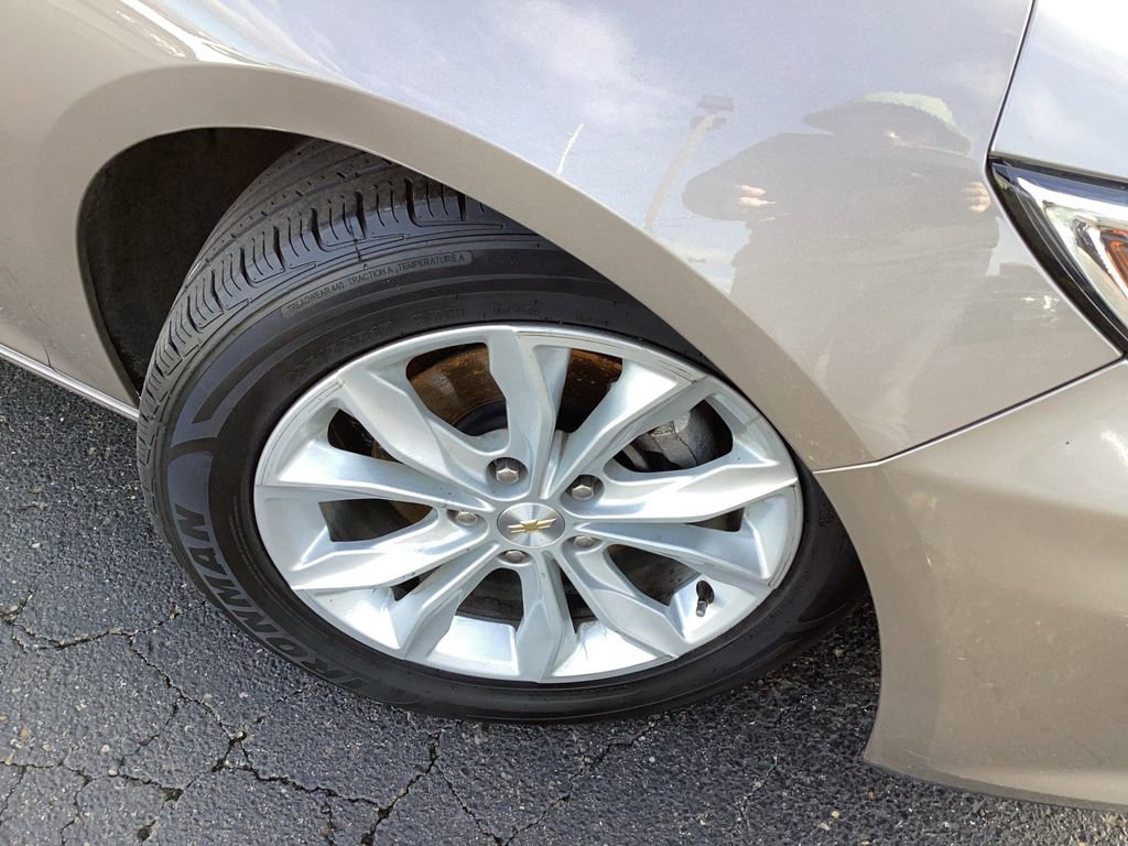 Used 2023 Chevrolet Malibu LT image 23