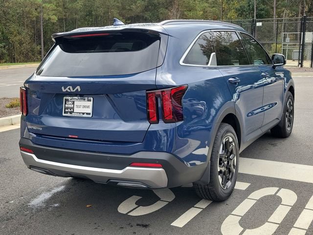 New 2026 Kia Sorento S FWD image 4