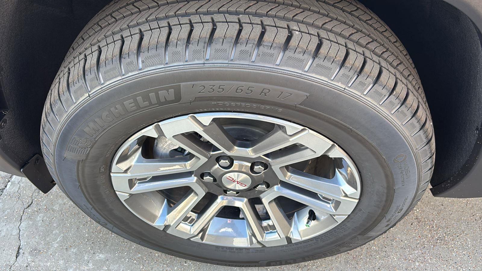 New 2026 GMC Terrain Elevation image 12