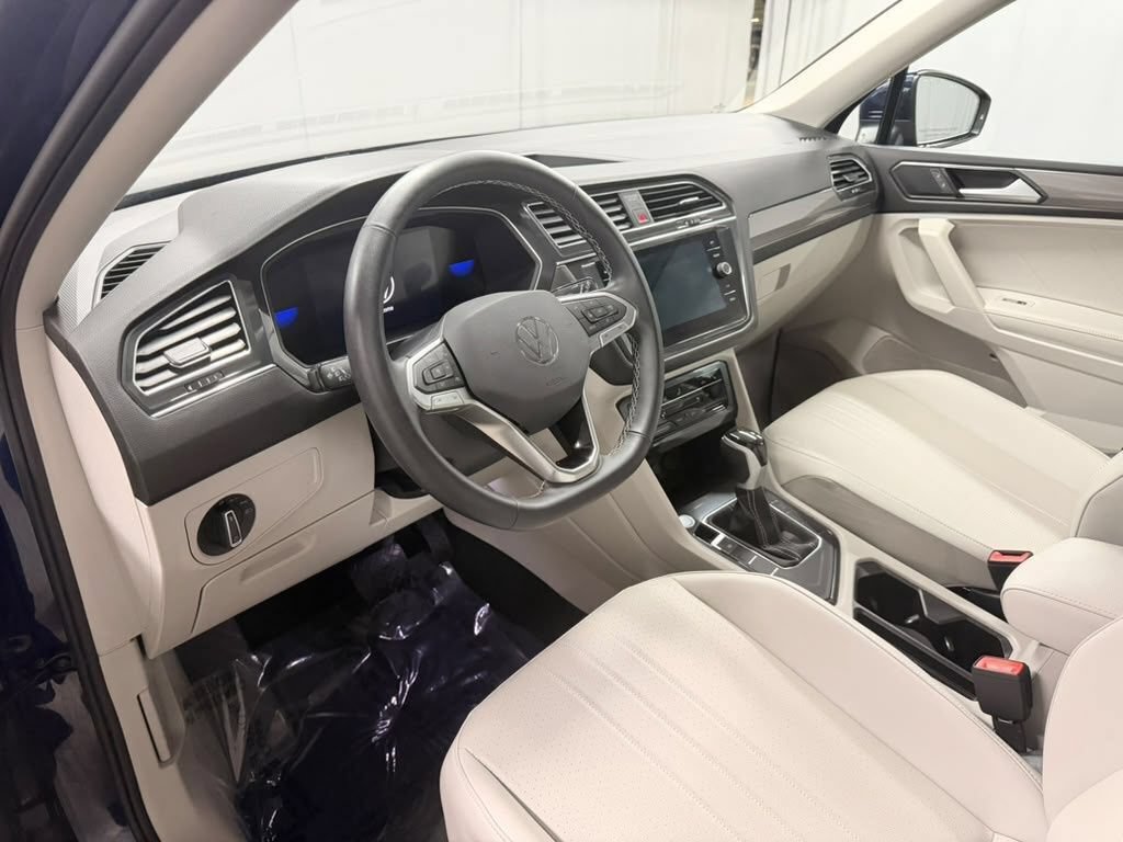 Used 2023 Volkswagen Tiguan SE FWD image 23