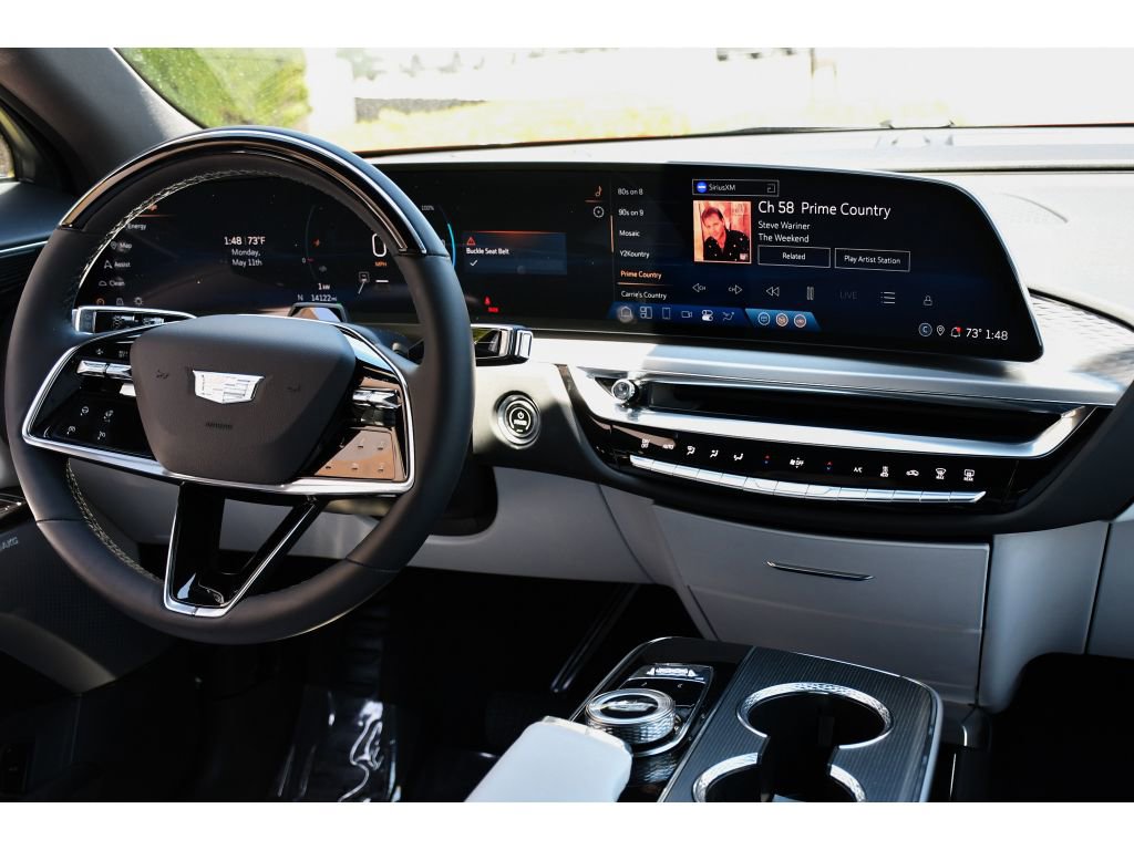 Certified 2024 Cadillac Lyriq Sport AWD/4WD image 18