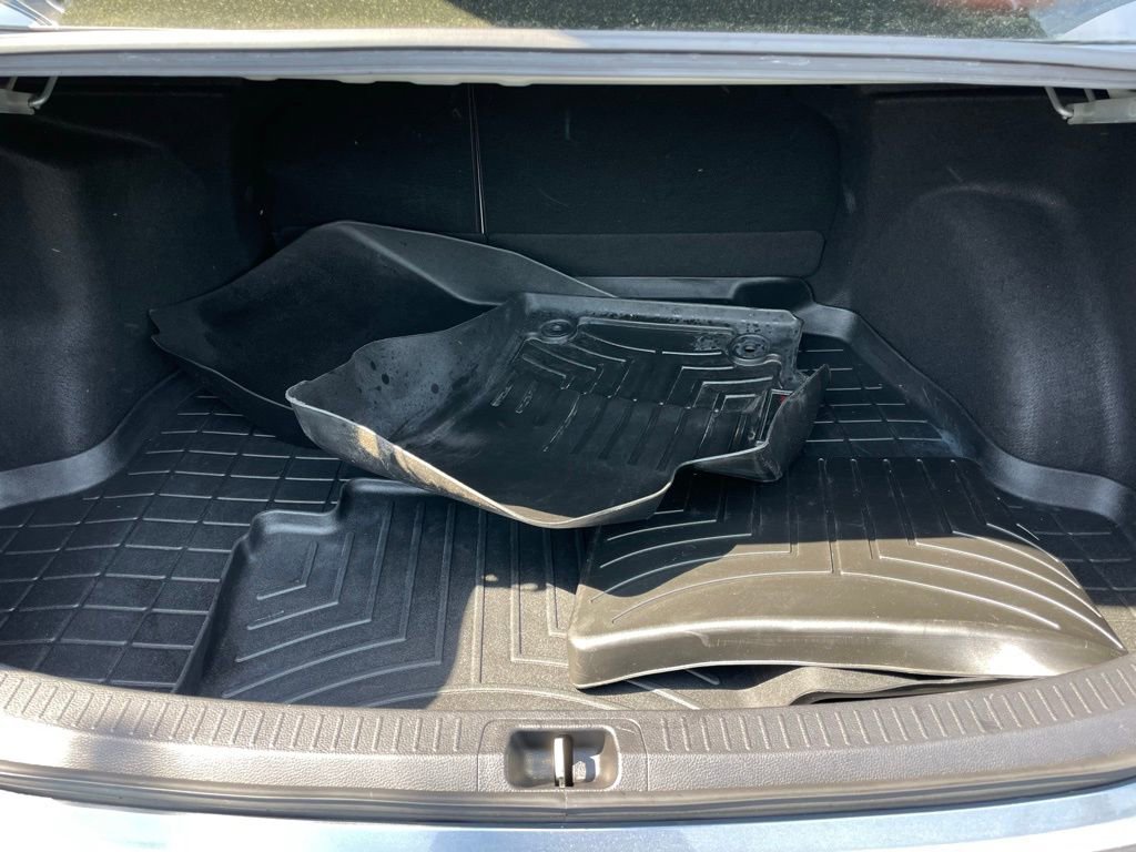 Used 2022 Toyota Corolla L FWD image 38