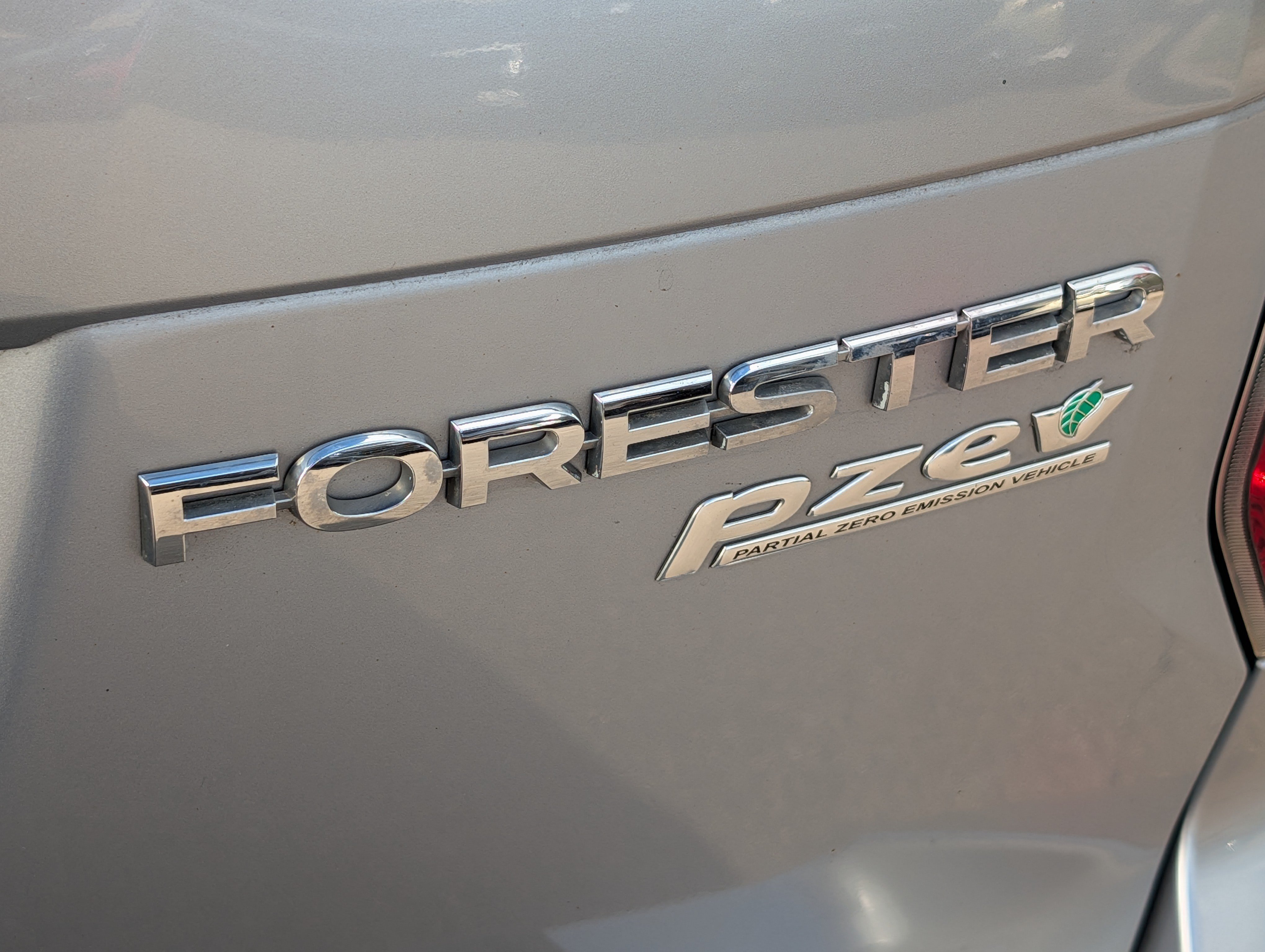 Used 2014 Subaru Forester 2.5i Premium w/ Popular Package #2 AWD/4WD image 8