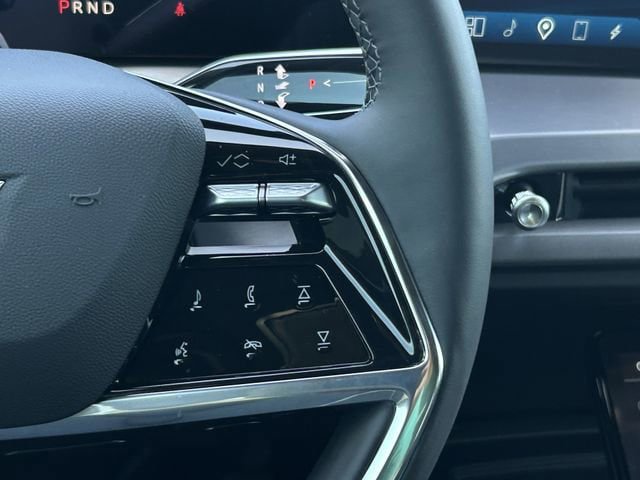 New 2026 Cadillac Vistiq Premium Luxury AWD/4WD image 14