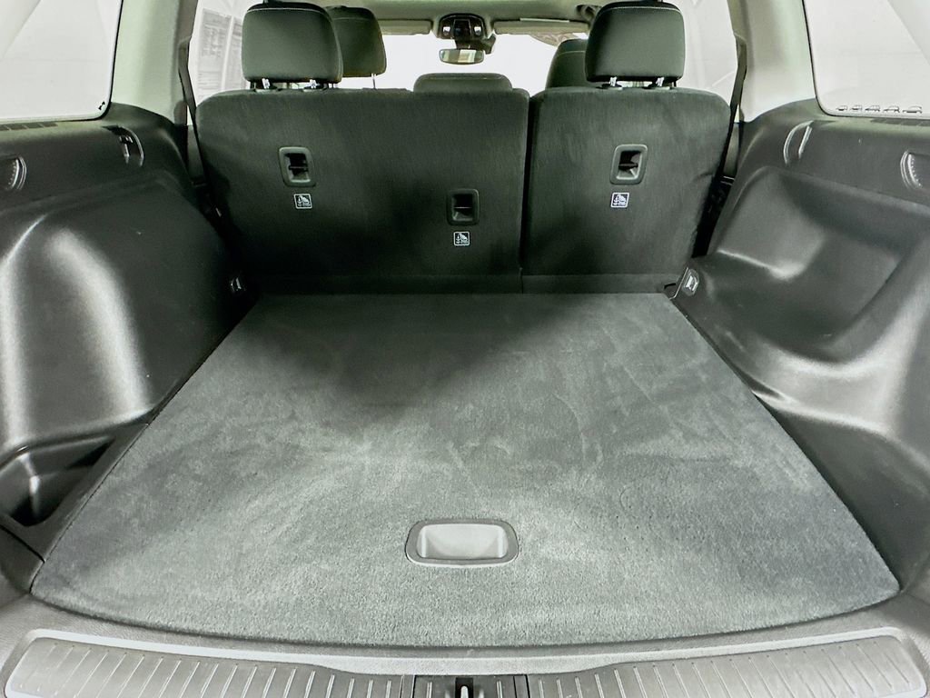 Used 2023 Jeep Grand Cherokee Laredo w/ Luxury Tech Group I image 38