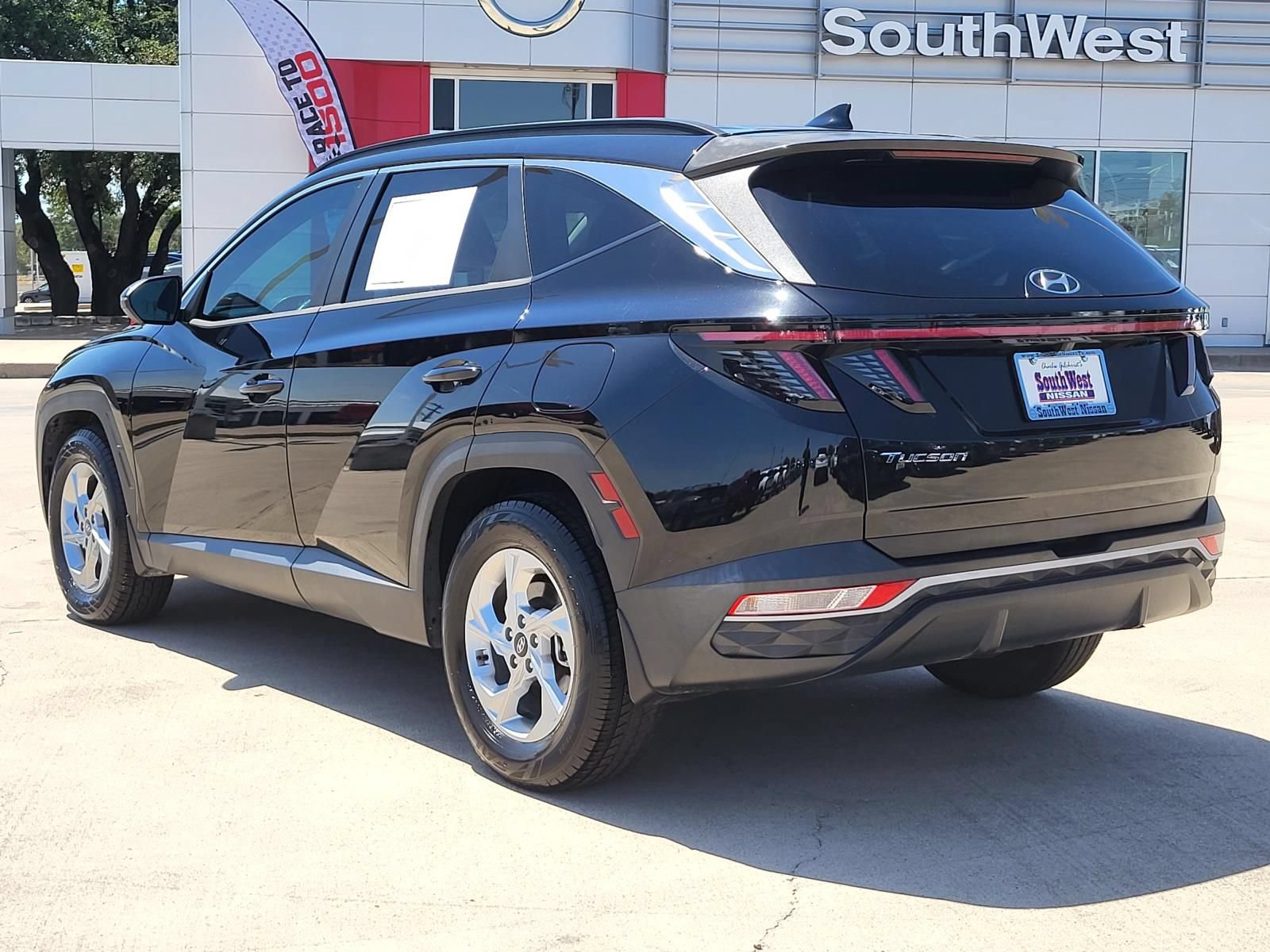 Used 2022 Hyundai Tucson SEL FWD image 7