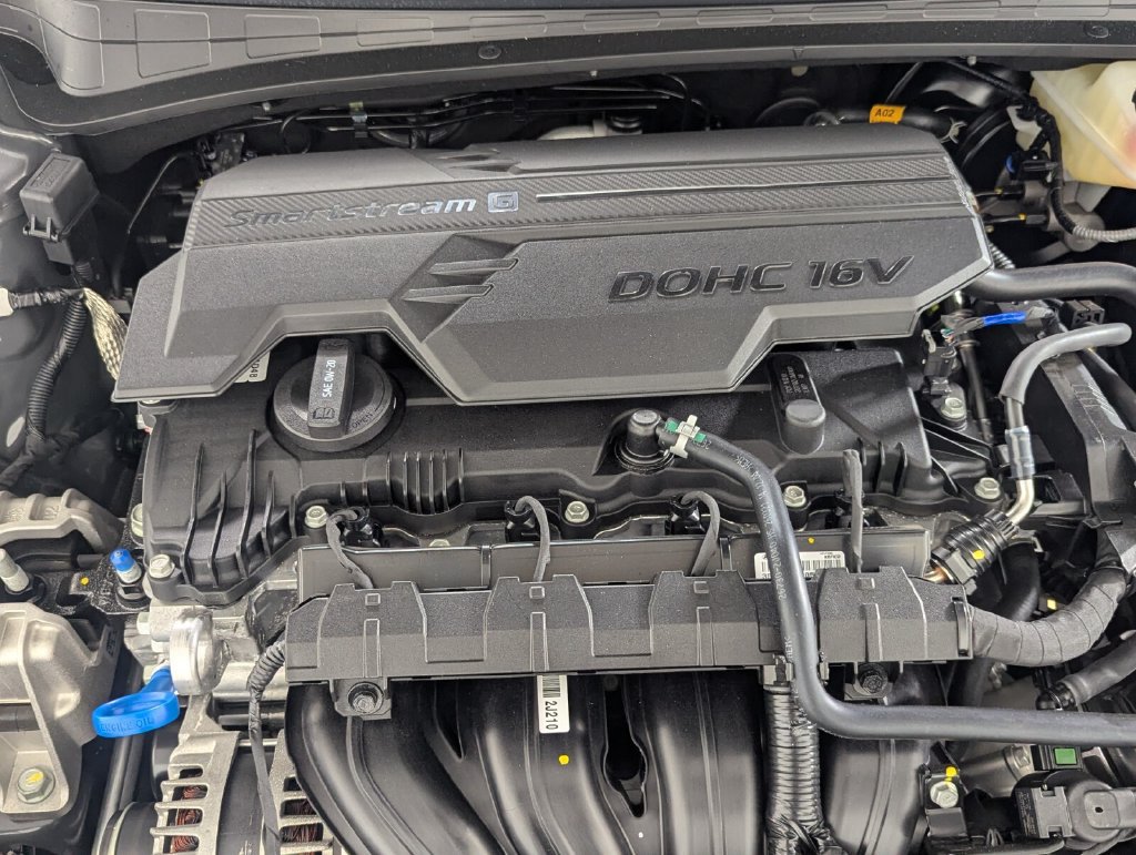 New 2026 Hyundai Elantra Limited FWD image 10