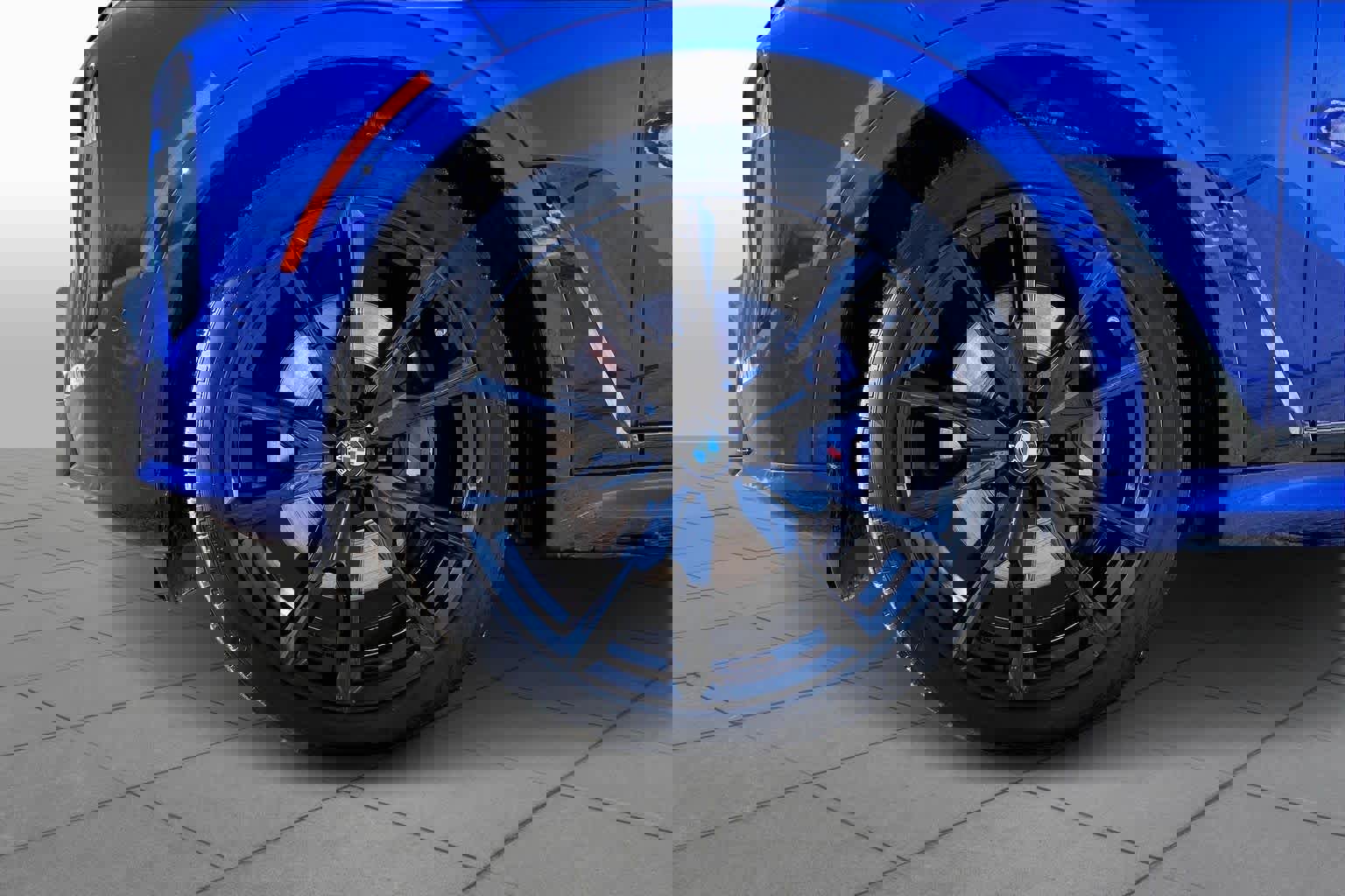 Used 2024 BMW X7 M60i image 11