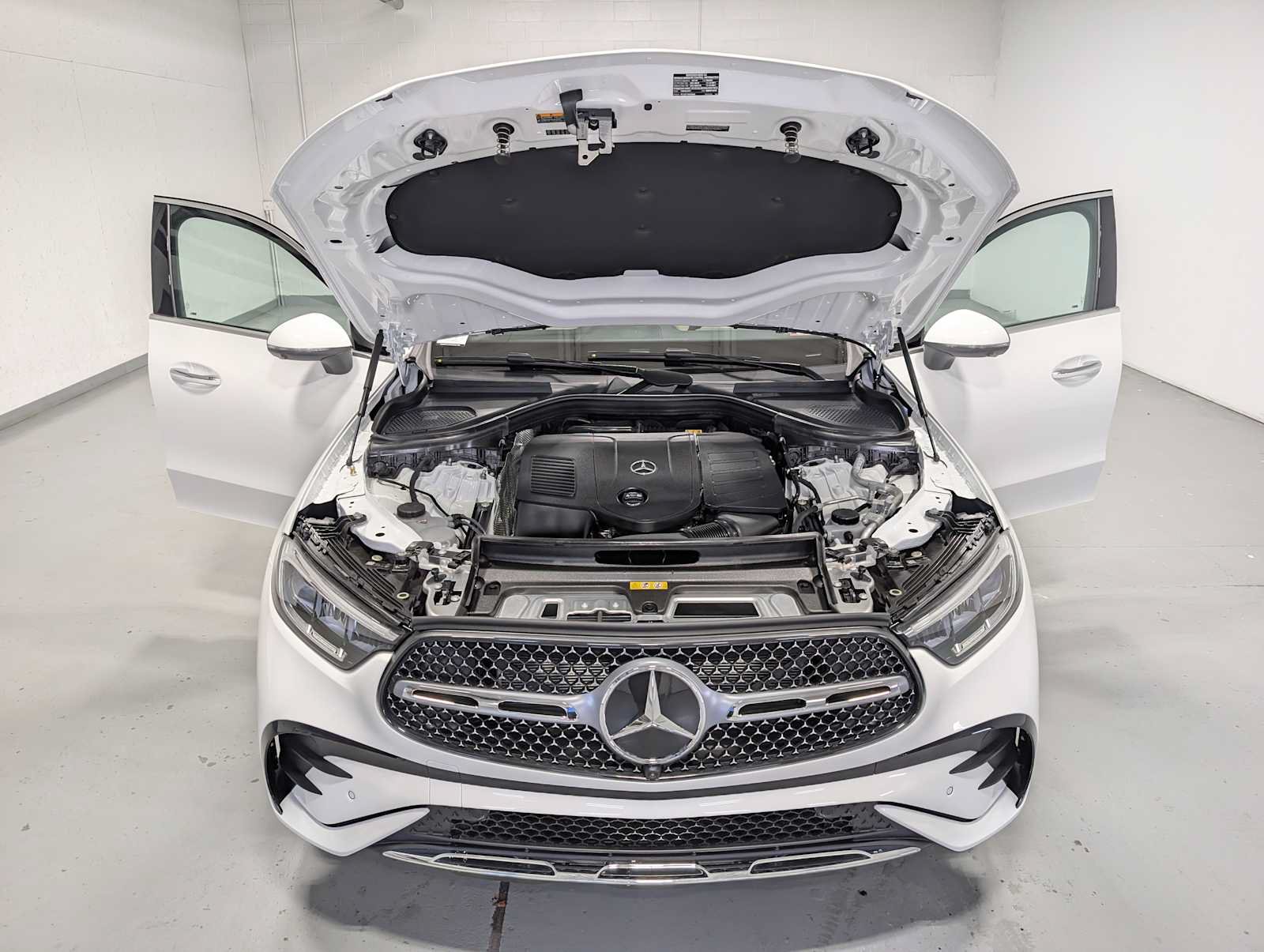 New 2027 Mercedes-Benz GLC 300 4MATIC image 10