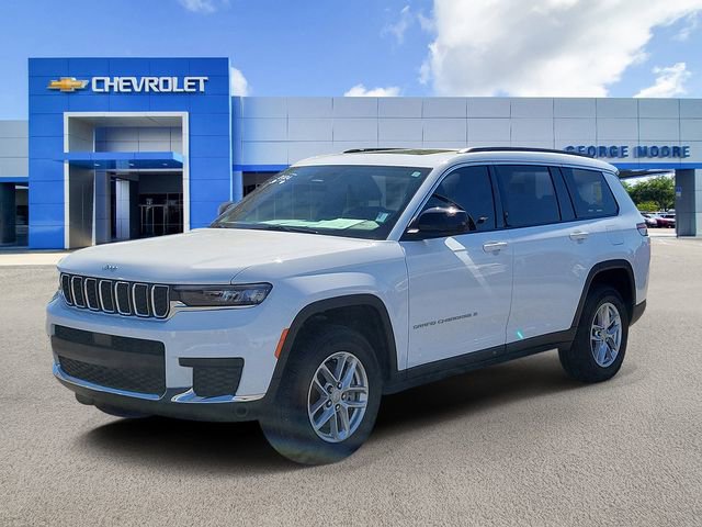 Used 2024 Jeep Grand Cherokee L Laredo w/ Trailer Tow Package image 2