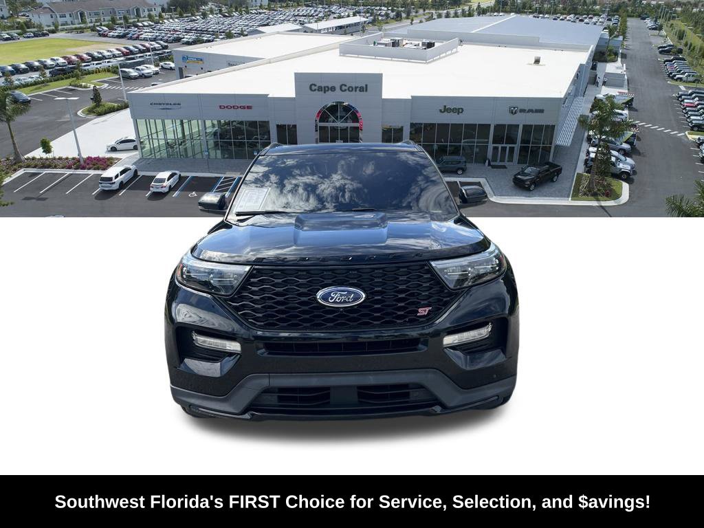 Used 2022 Ford Explorer ST w/ Equipment Group 401A AWD/4WD image 2