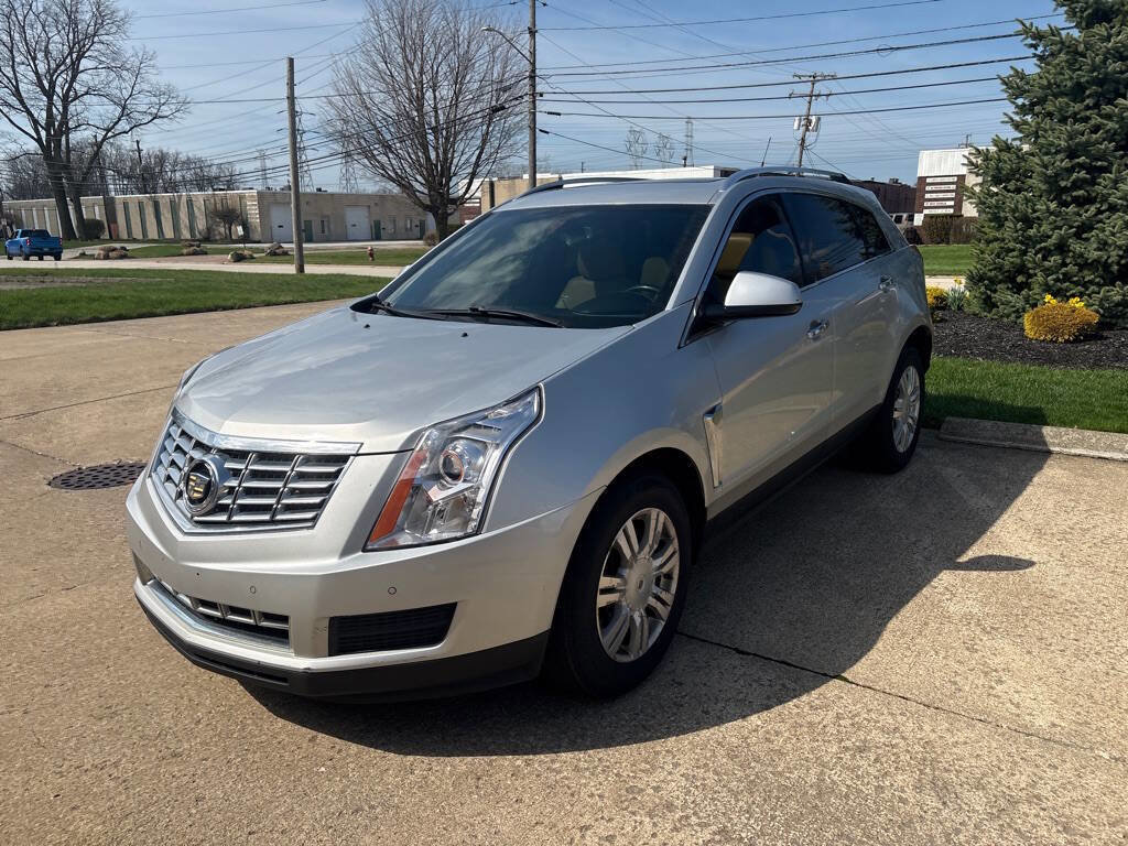Used 2014 Cadillac SRX Luxury AWD/4WD image 3