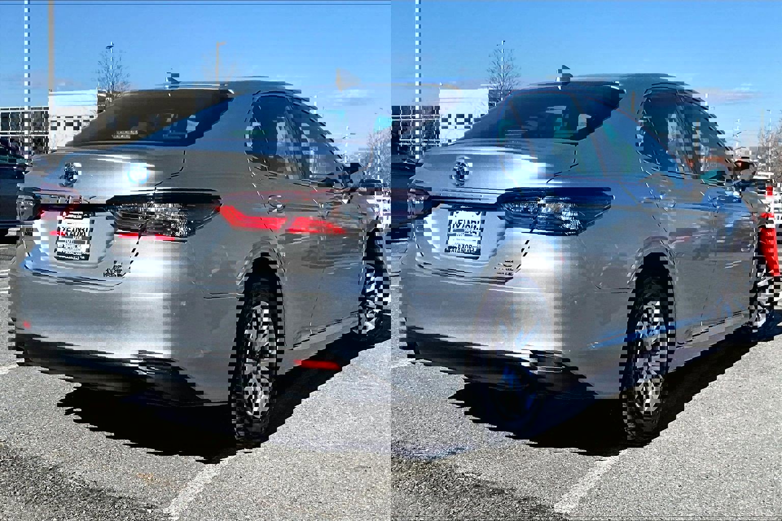 Used 2023 Toyota Camry LE image 12