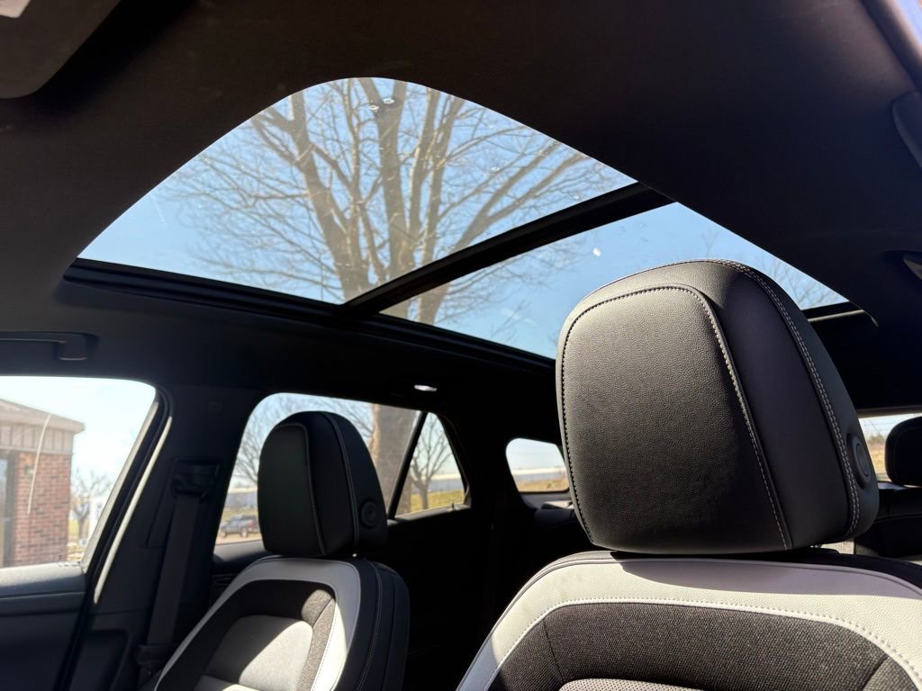 Used 2024 Chevrolet Blazer EV LT image 26