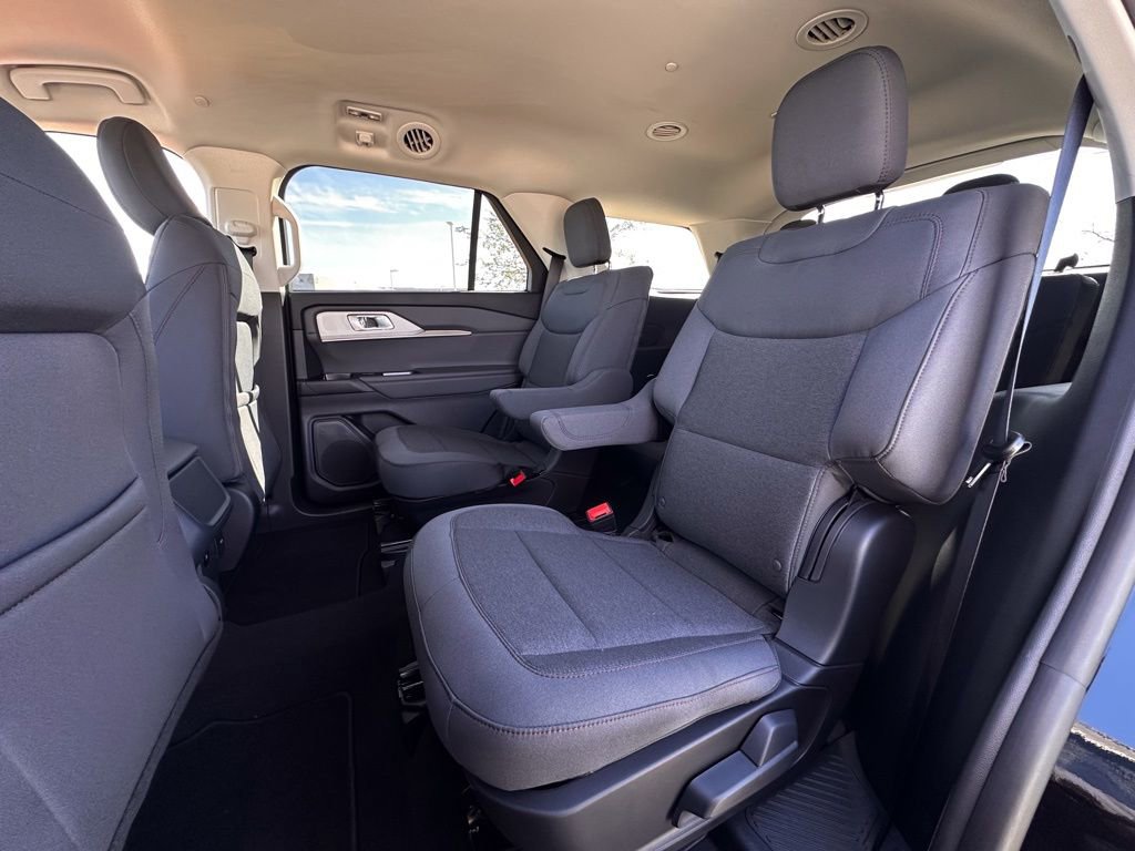 New 2026 Ford Explorer Active image 46