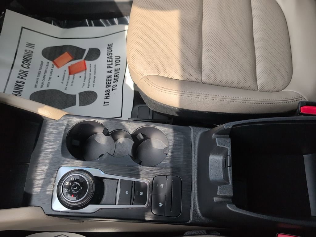 Certified 2022 Ford Escape SEL image 19