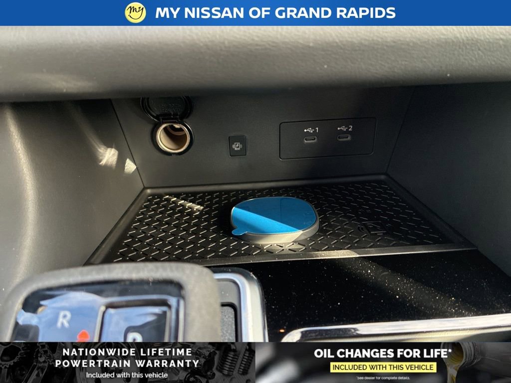 New 2026 Nissan Pathfinder SL image 16