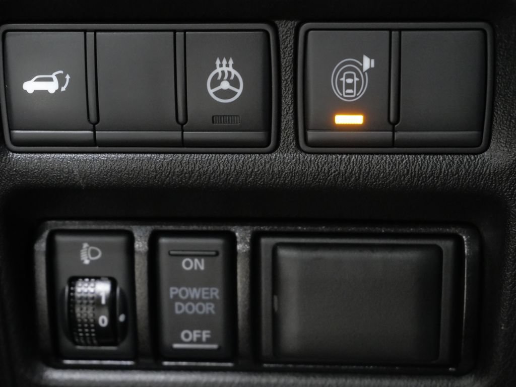 Used 2018 INFINITI QX80 4WD w/ Driver Assistance Package image 15