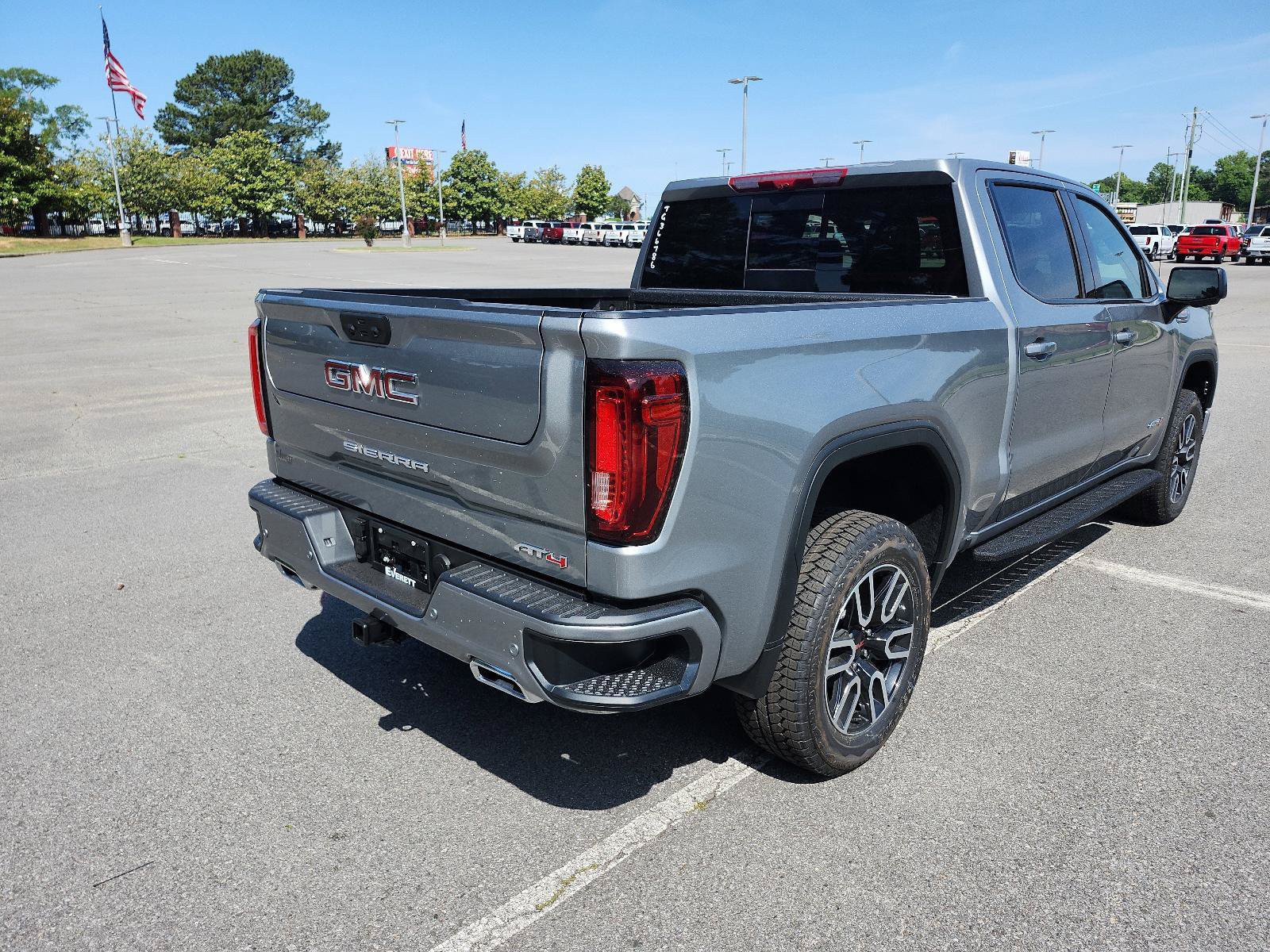 New 2026 GMC Sierra 1500 AT4 w/ AT4 Premium Package AWD/4WD image 3