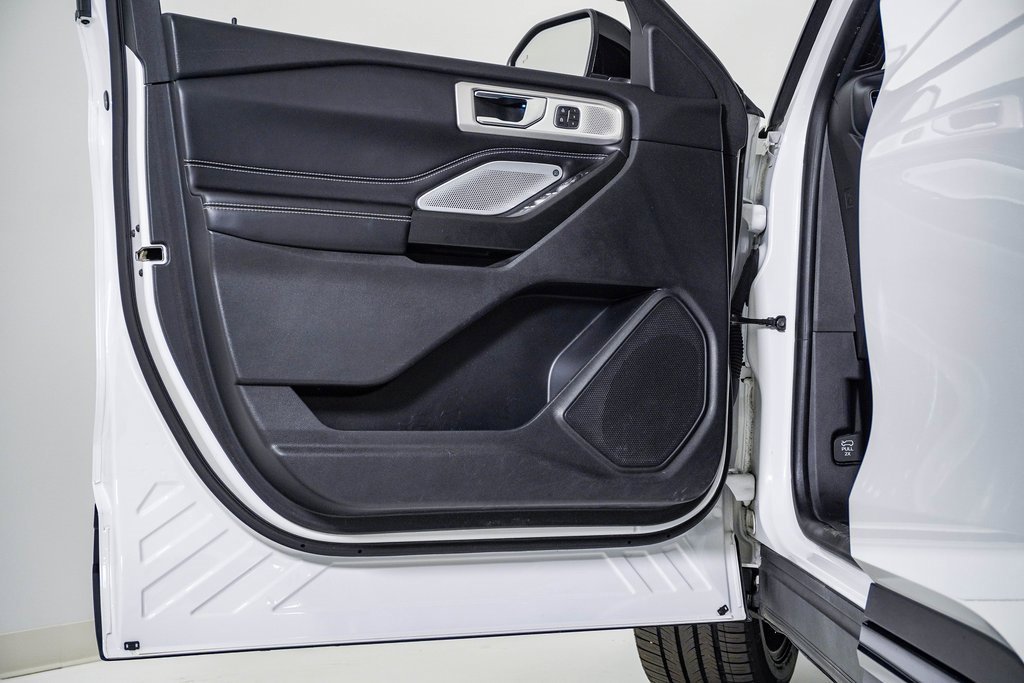 Used 2020 Ford Explorer ST w/ ST Street Pack image 26