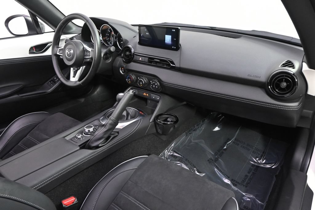 Used 2024 MAZDA MX-5 Miata RF Club RWD image 20