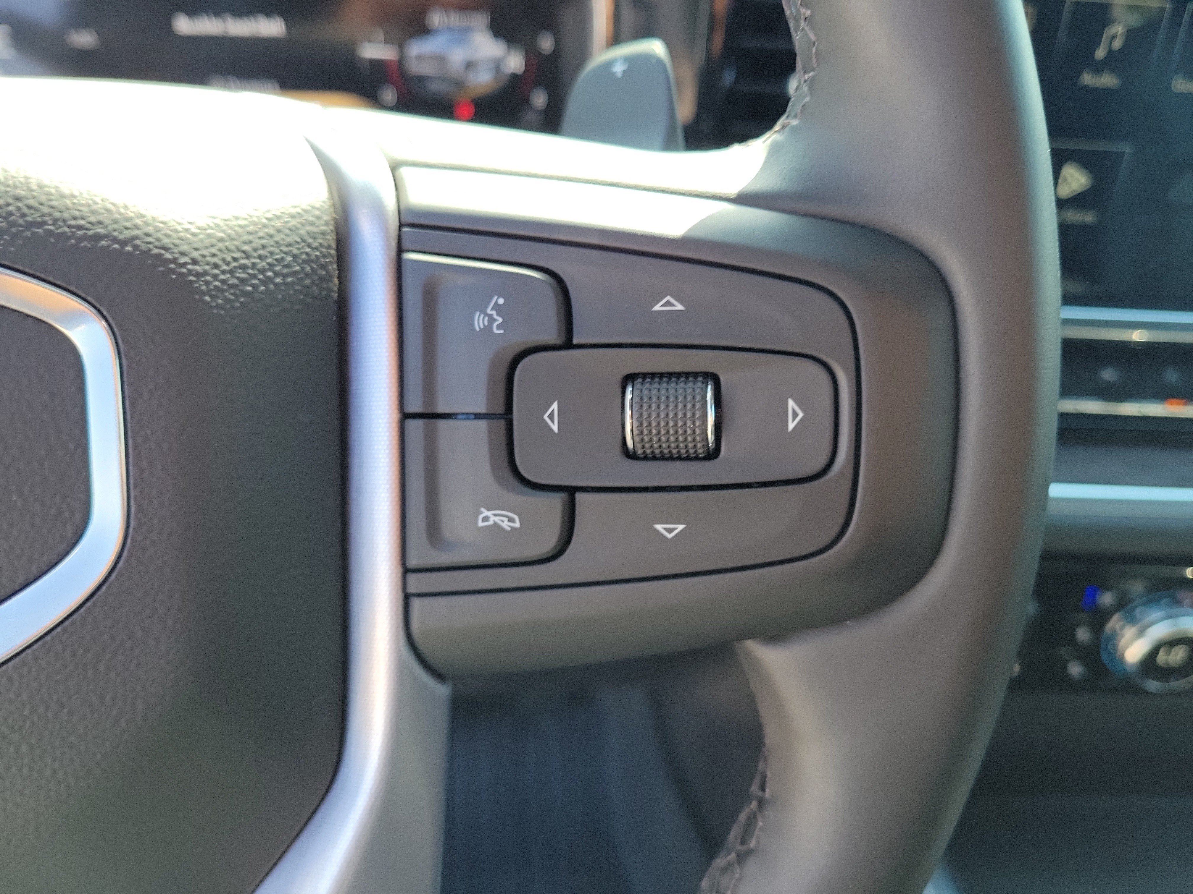 Used 2026 GMC Sierra 1500 SLT w/ SLT Premium Package AWD/4WD image 23