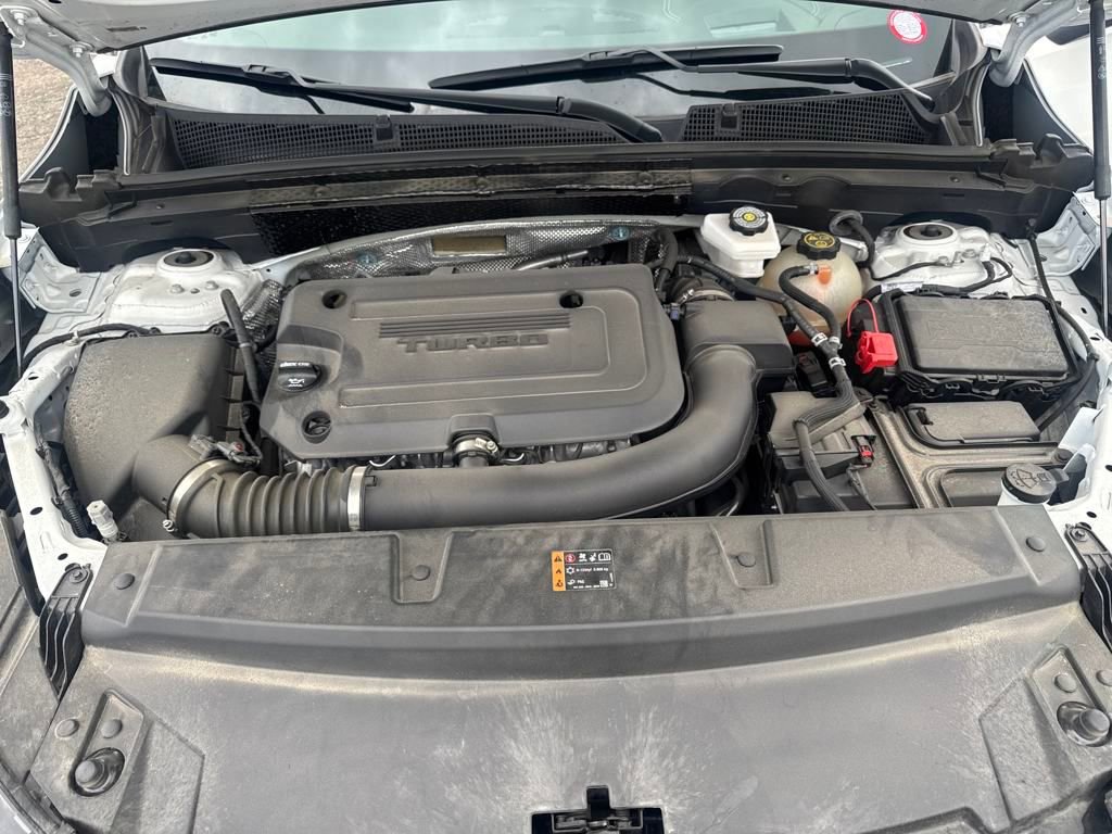 Used 2022 Buick Envision Essence w/ Technology Package I image 25