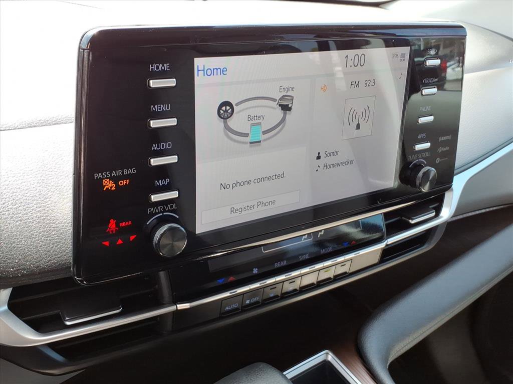 Used 2024 Toyota Sienna LE FWD image 26