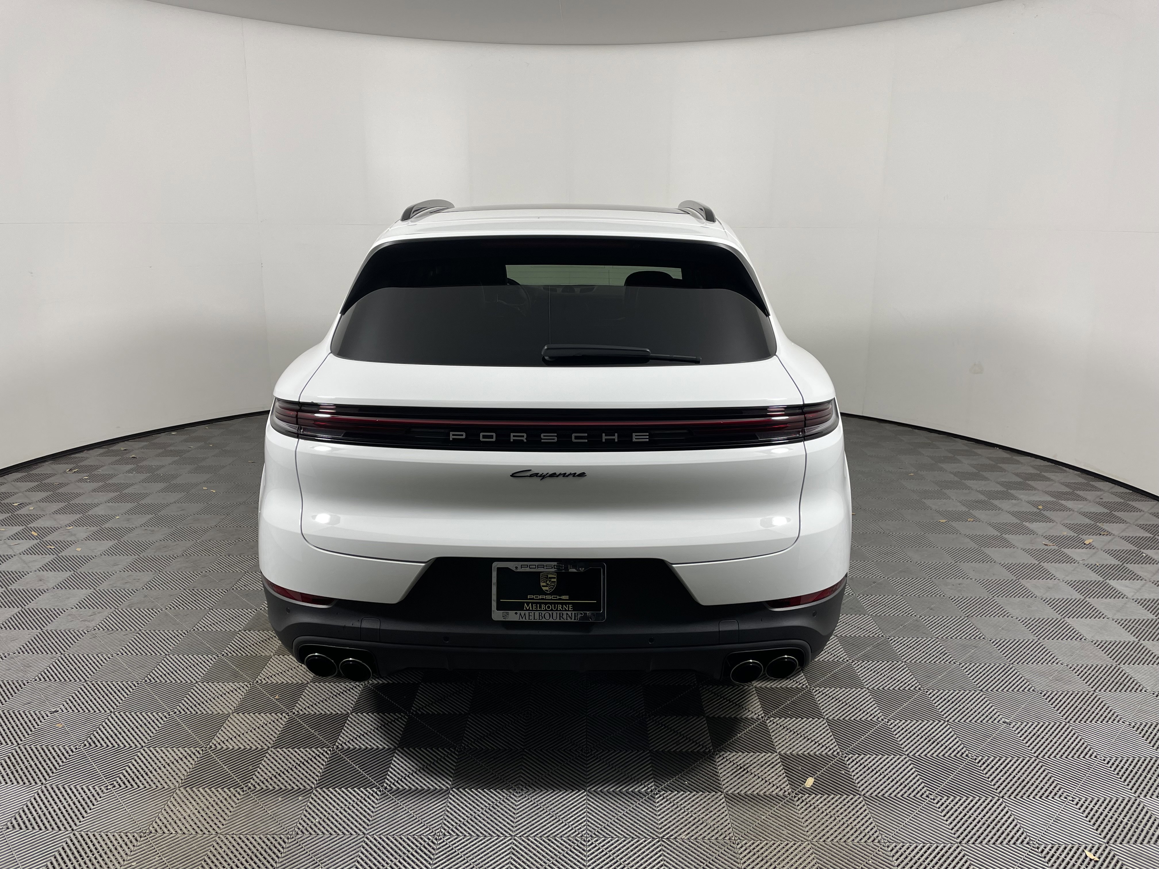 Certified 2026 Porsche Cayenne AWD/4WD image 6