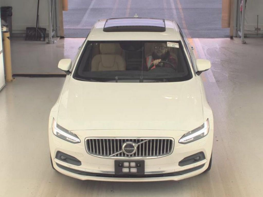 Used 2021 Volvo S90 T6 Inscription w/ Advanced Package AWD/4WD image 2