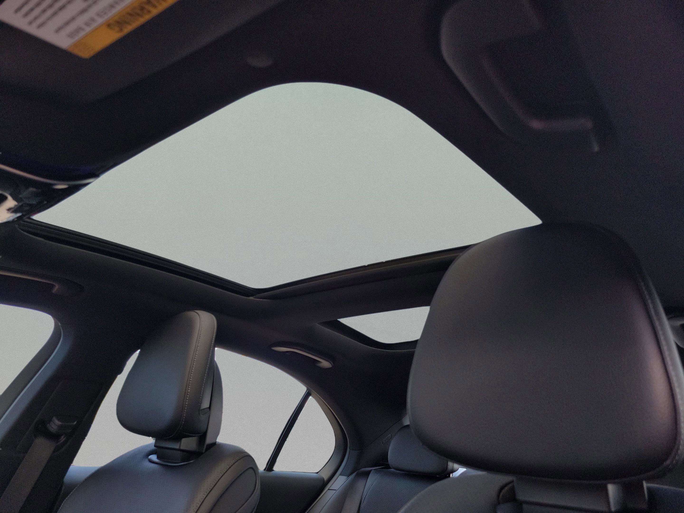 Certified 2022 Mercedes-Benz C 300 4MATIC Sedan image 27