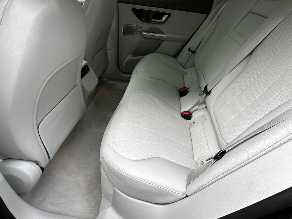 Certified 2023 Mercedes-Benz EQE 350+ 4MATIC SUV image 24