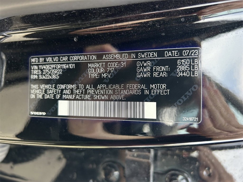 Used 2024 Volvo XC90 B6 Ultimate w/ Lounge Package image 10