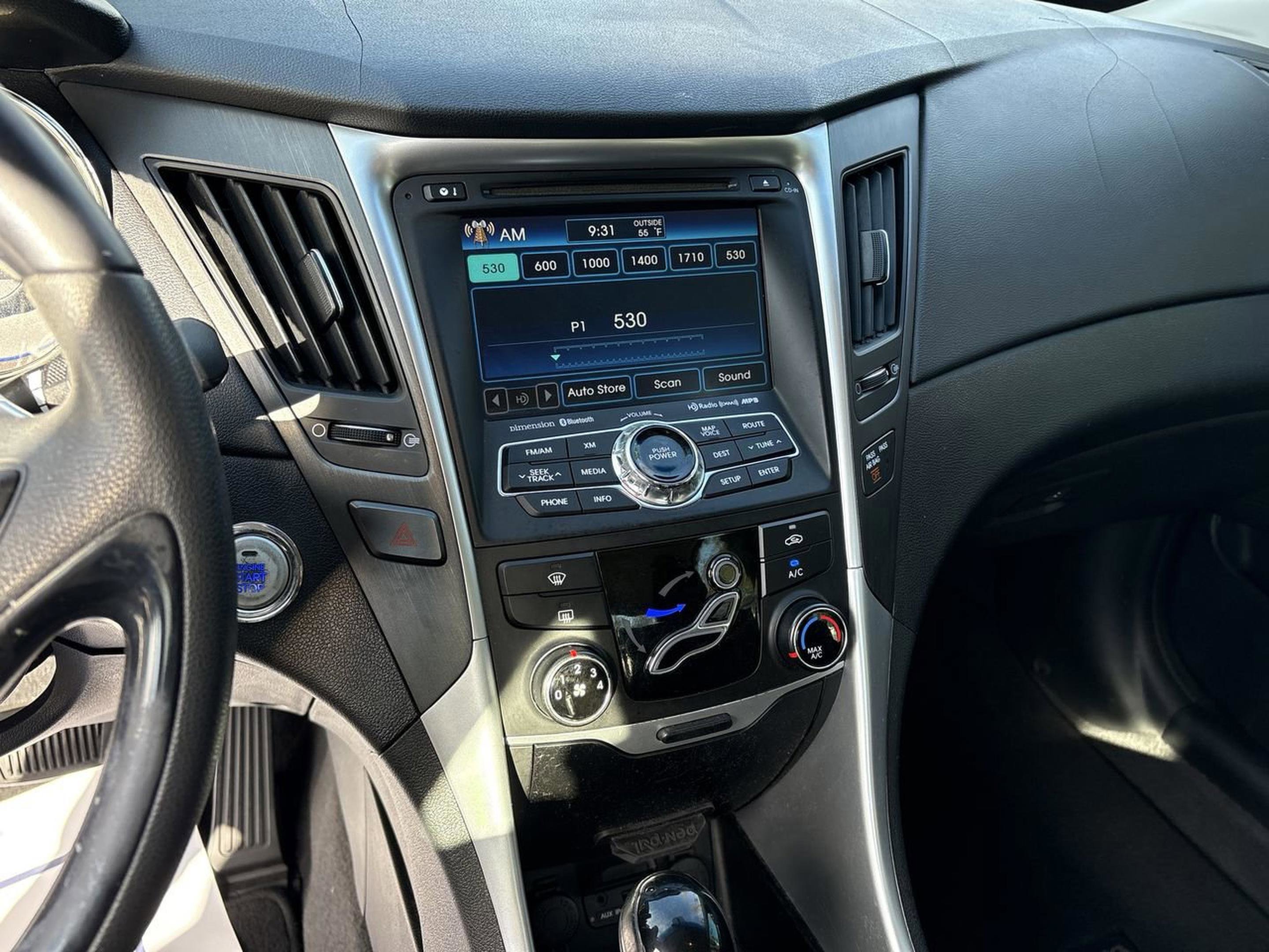 Used 2013 Hyundai Sonata SE w/ Navigation & Sunroof Pkg image 13