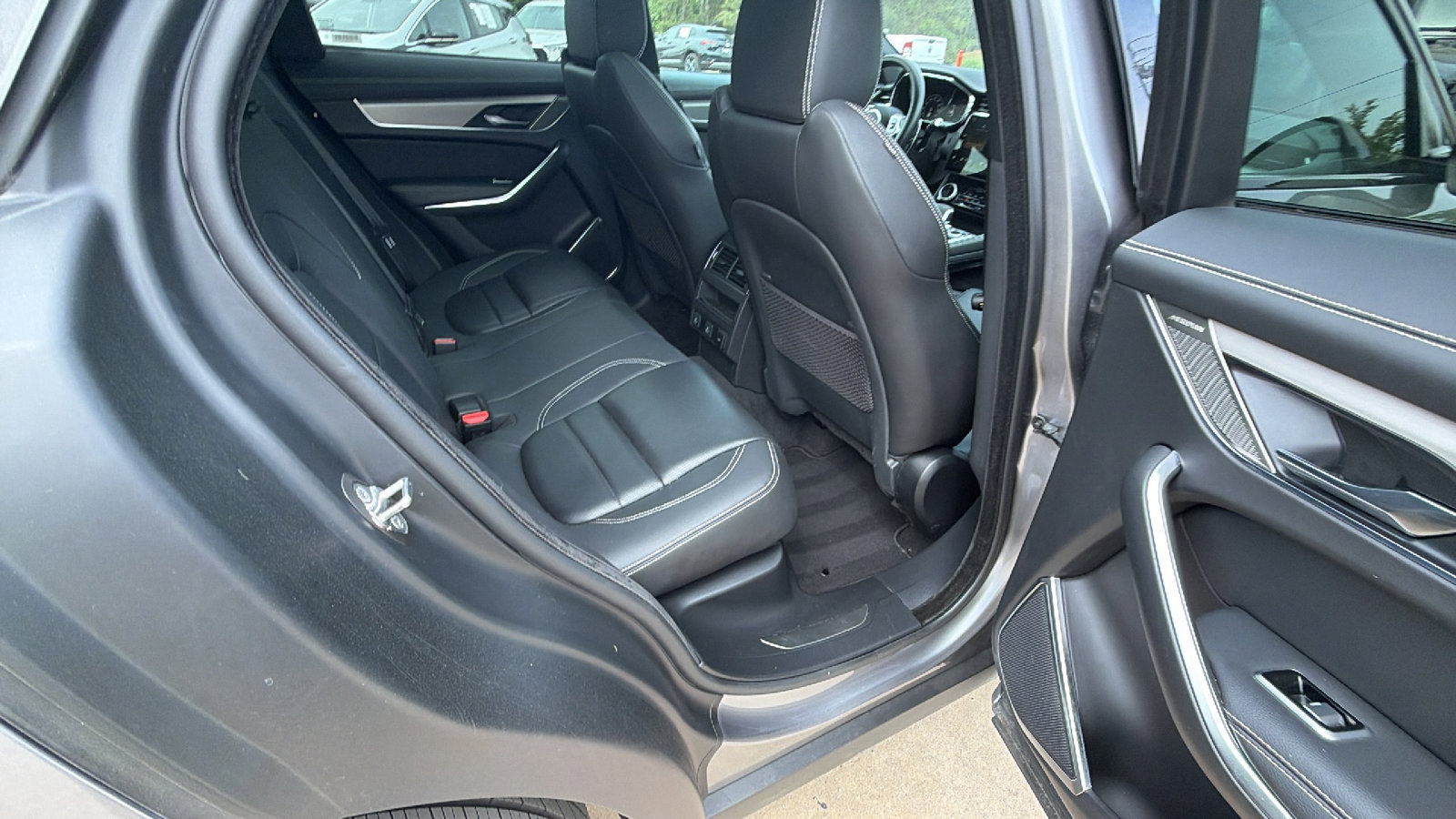 Used 2024 Jaguar F-PACE R-Dynamic S AWD/4WD image 22