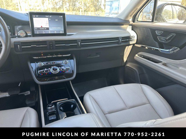 Used 2022 Lincoln Corsair FWD w/ Premium Package image 16