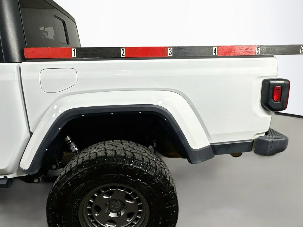 Used 2023 Jeep Gladiator Overland AWD/4WD image 32