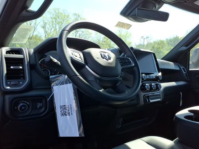 New 2026 RAM 5500 Tradesman AWD/4WD image 15