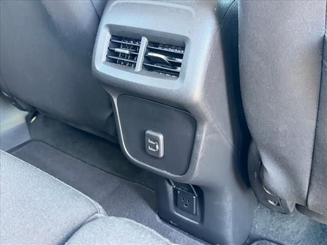 Certified 2022 Chevrolet Equinox LT image 11