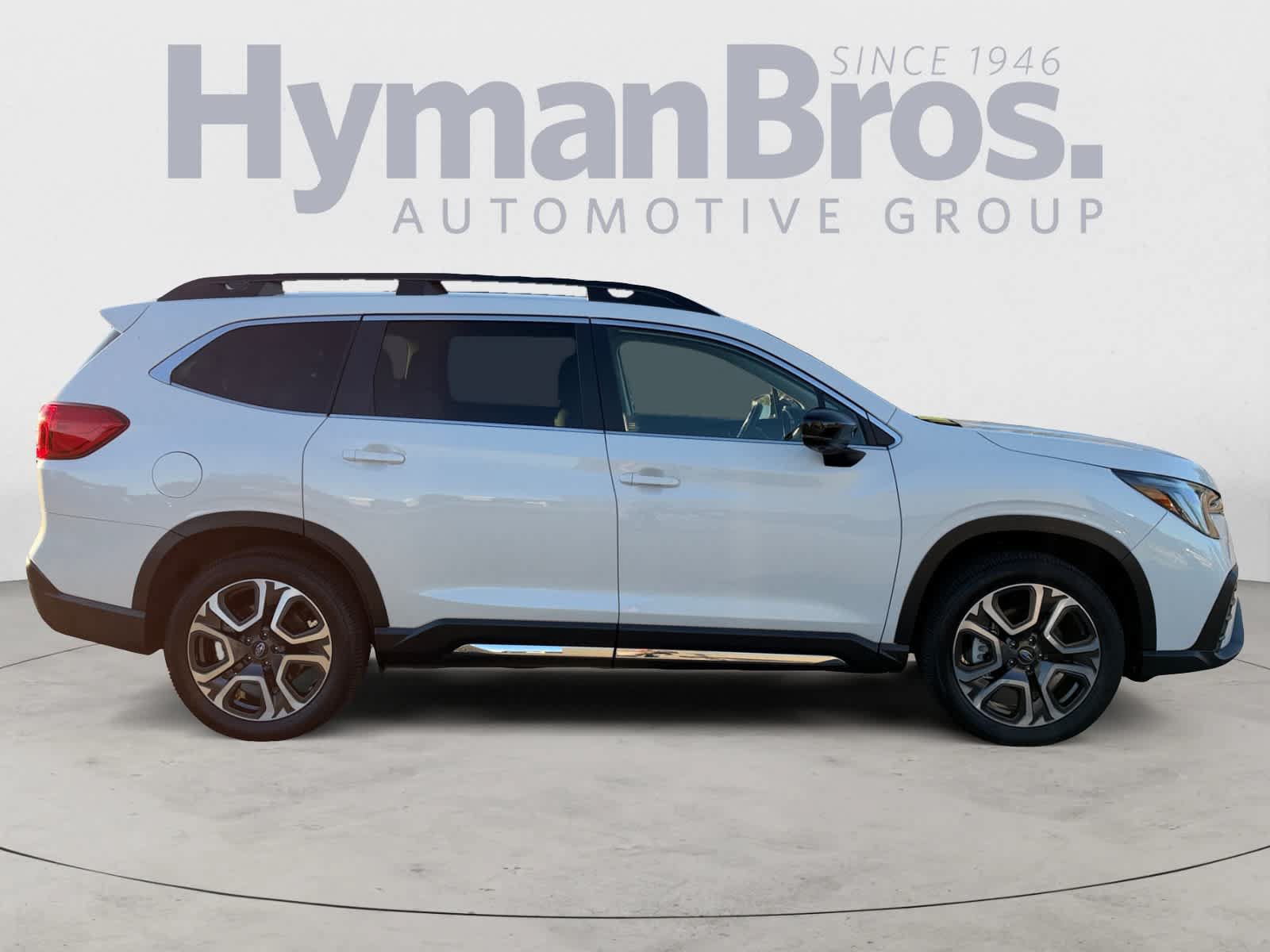 Certified 2026 Subaru Ascent Limited AWD/4WD image 2