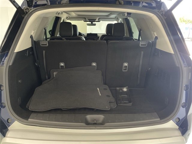 Certified 2025 Nissan Pathfinder SL w/ SL Premium Package image 15