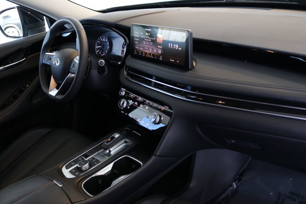 Certified 2025 INFINITI QX60 Pure image 42