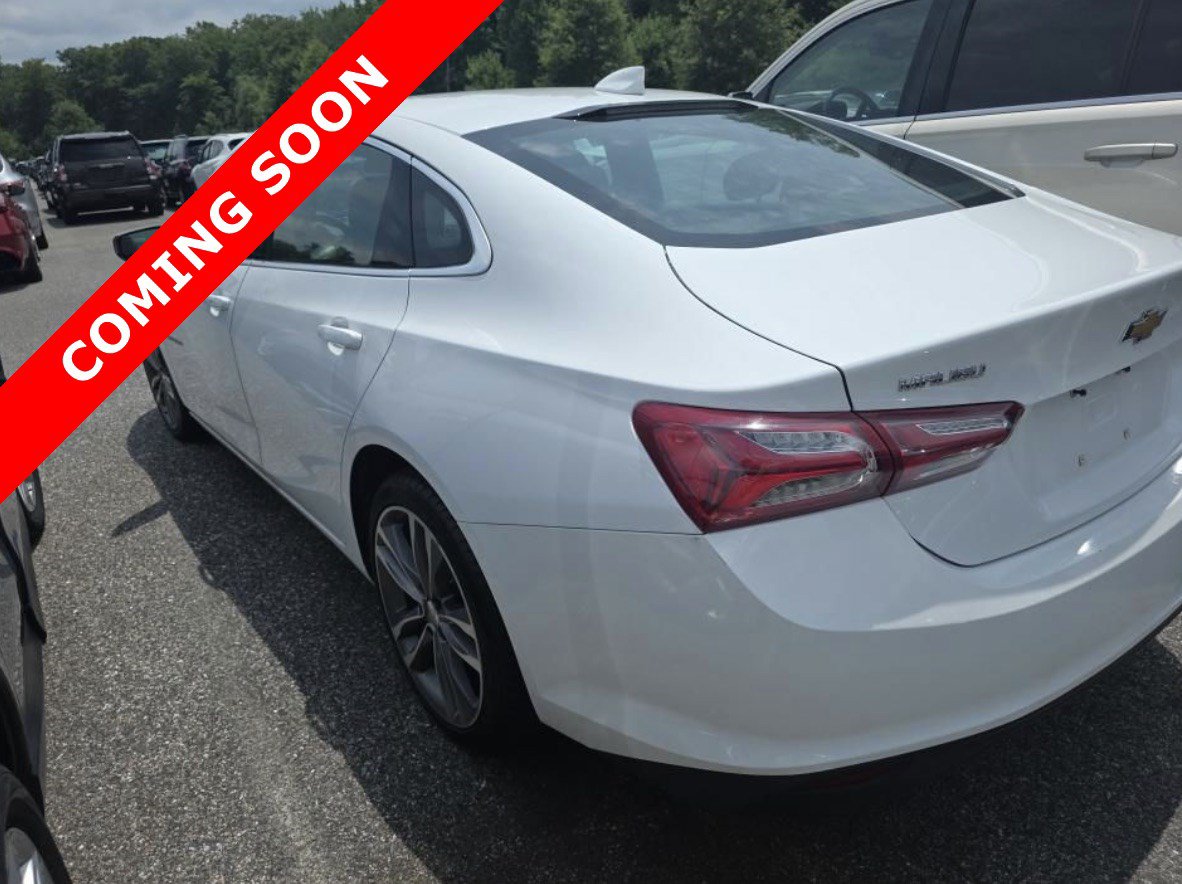 Used 2022 Chevrolet Malibu LT FWD image 5