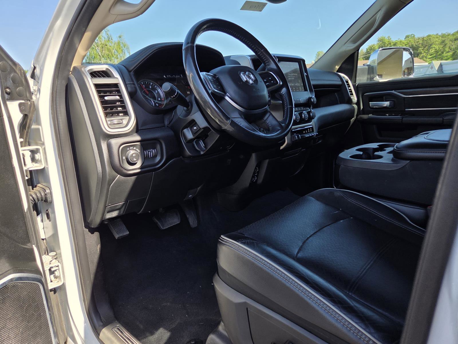Used 2020 RAM 2500 Laramie AWD/4WD image 11