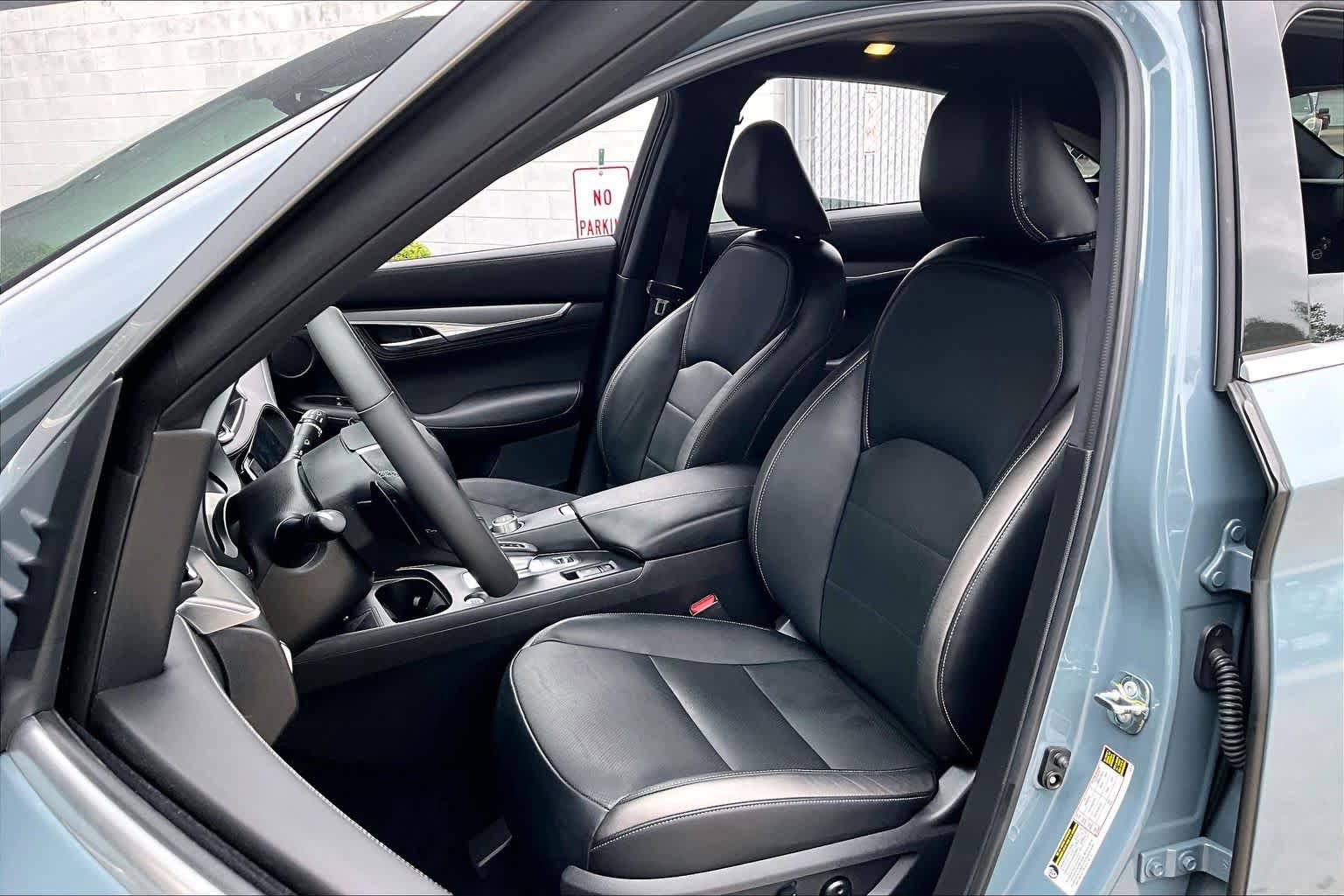 Used 2024 INFINITI QX55 Luxe w/ Cargo Package AWD/4WD image 8