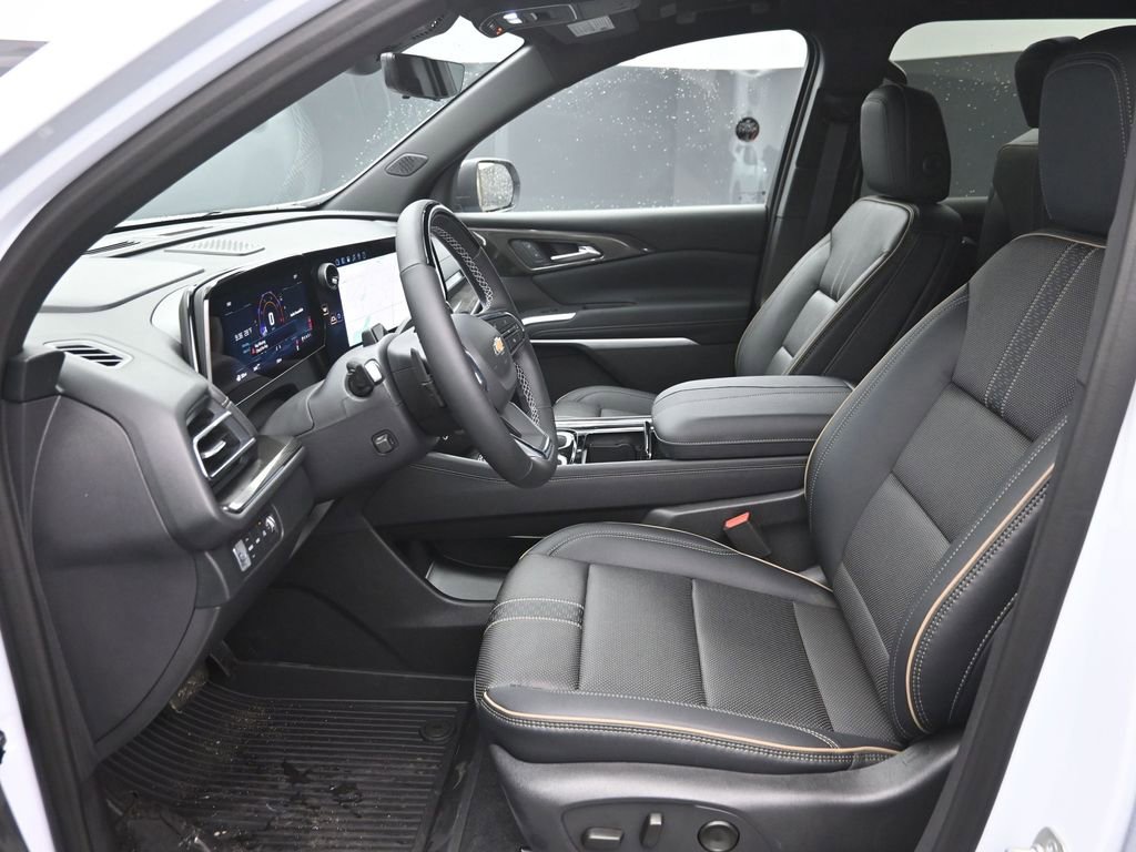 New 2026 Chevrolet Traverse High Country w/ LPO, Floor Liner Package AWD/4WD image 16
