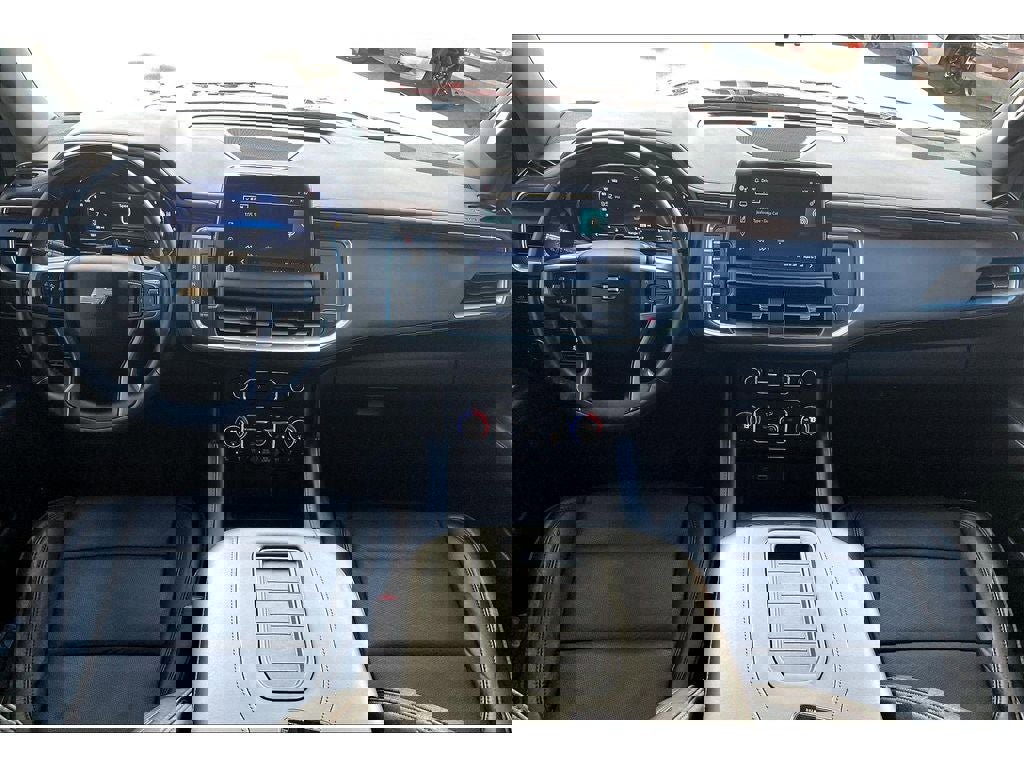 Used 2024 Chevrolet Tahoe High Country w/ Advanced Technology Package AWD/4WD image 17