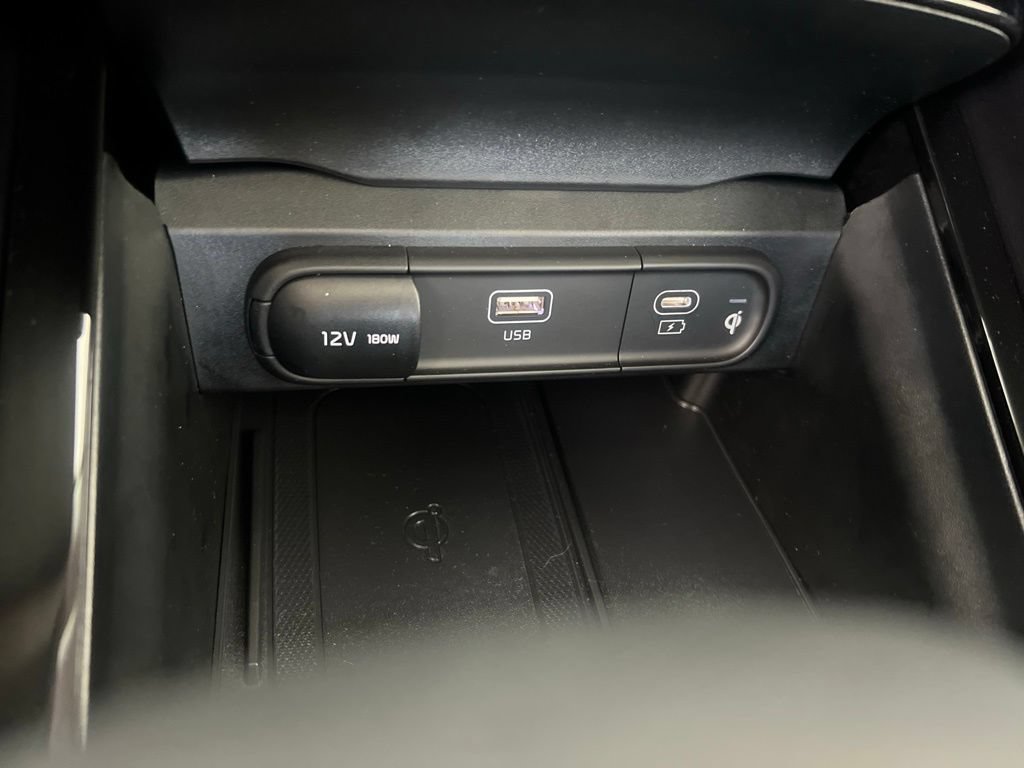 Certified 2025 Kia Telluride EX w/ EX Captain's Chair Package AWD/4WD image 58